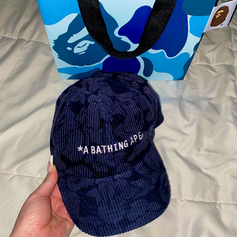 A Perfect gift 🎁 Authentic A Bathing Ape hat!!